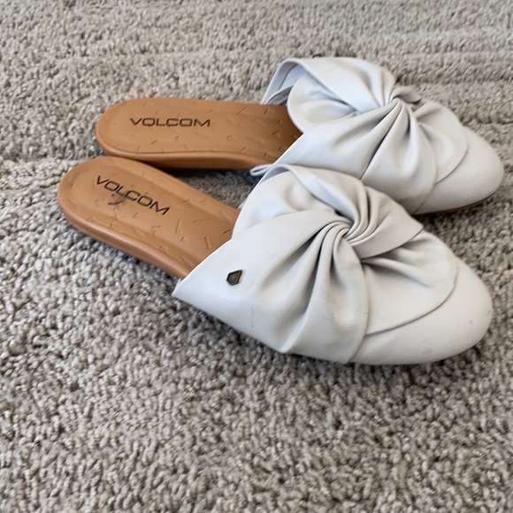 Volcom Slides - Picture 4 of 5